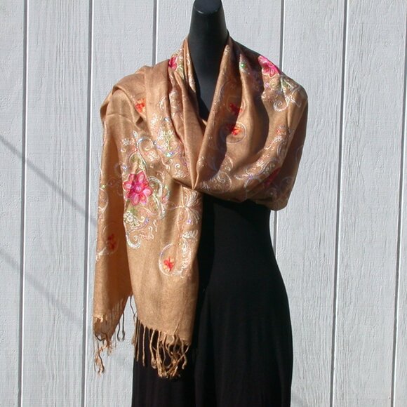 Embroidered Scarves TAN Shoulder Wrap Muslim Hijab Floral Print Fashion Shawl - Picture 3 of 3
